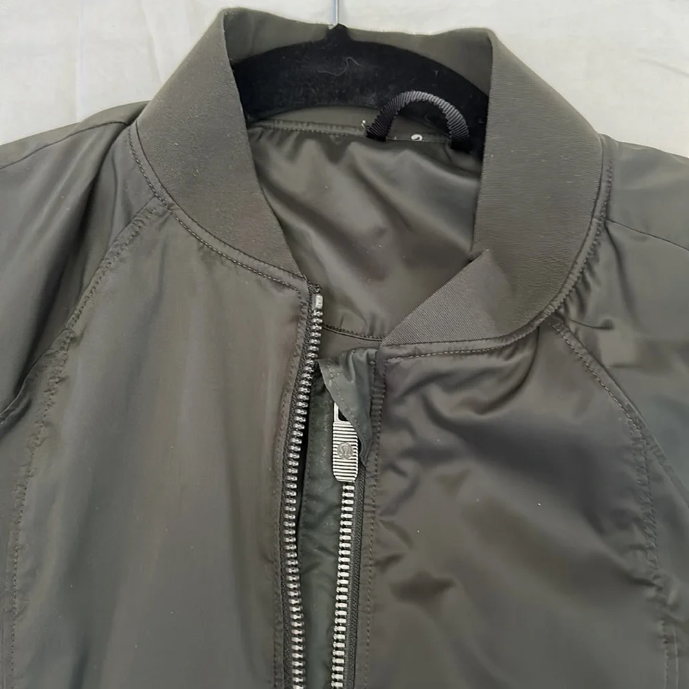 Lululemon Ruched Green Jacket 4 - Picture 2 of 5